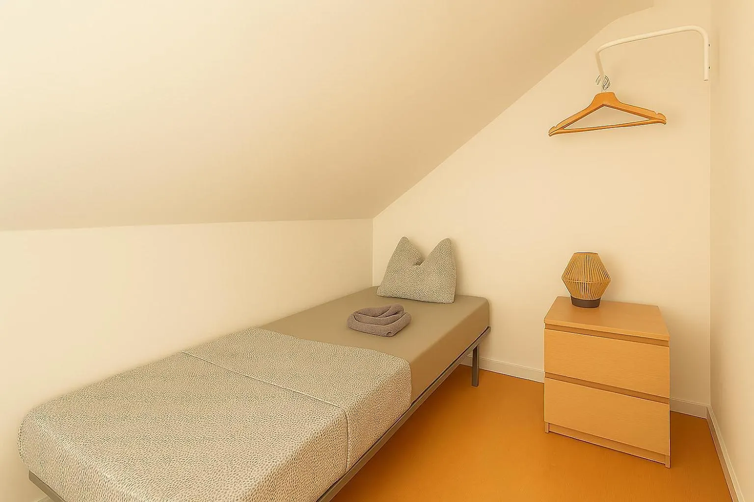 Privatunterkunft Santos Apartment In Central Lisbon With River View