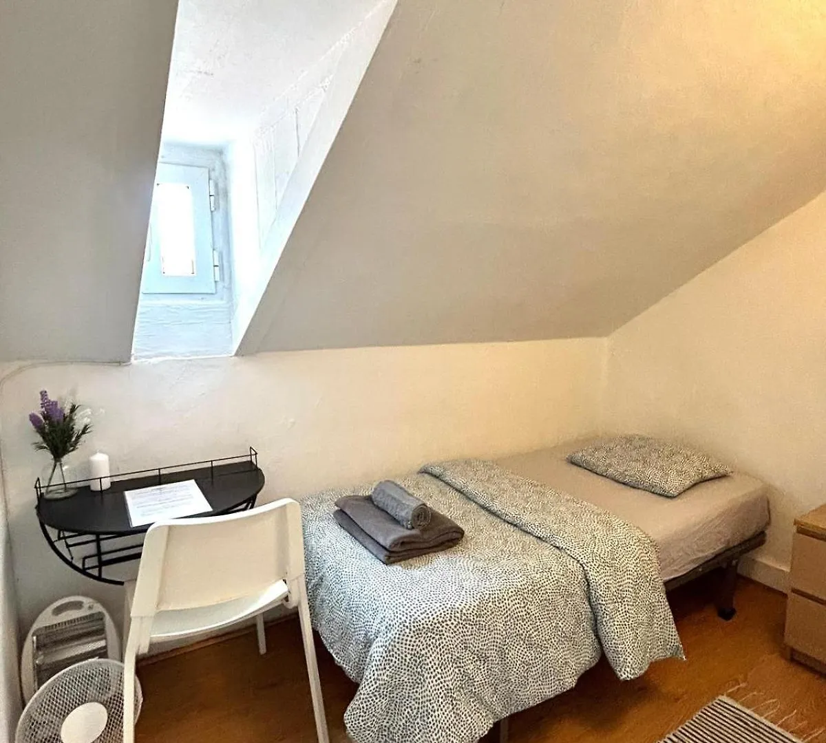 Santos Apartment In Central Lisbon With River View Homestay